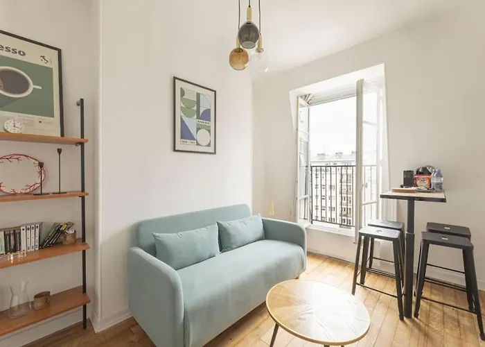 1 Bedroom # 14 # Alesia *